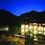Kumlubuek Hotel